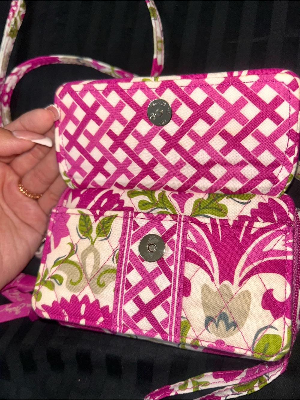 Vera Bradley Crossbody Wallet Retired Julep Tulip Pattern - Picture 2 of 7